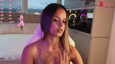 Snapshot of stacy_tylerr chatting on May 19, 2026, 7:09 pm Stacy Tyler online show from May 19, 2026, 7:09 pm