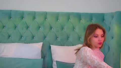 StacyEvances online show from June 8, 2026, 6:08 pm