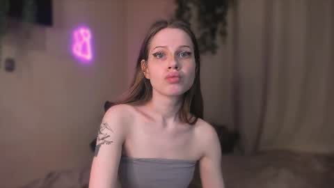 stacyloveforu online show from June 21, 2026, 4:37 am