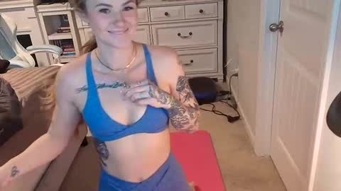 Hannah Lee online show from February 11, 2025, 2:57 pm