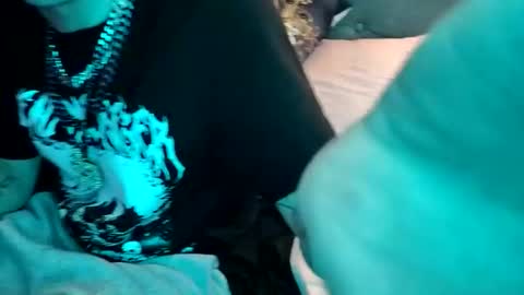 Straightupdownbad online show from January 7, 2026, 12:57 am