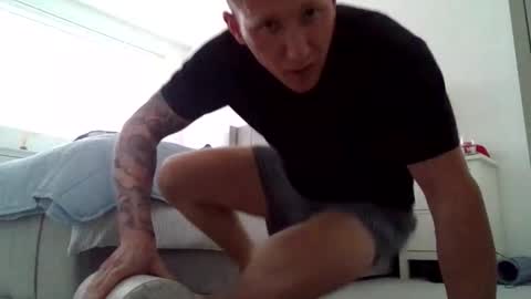 stanleyyyy26 online show from February 18, 2026, 2:02 pm