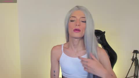 star_storm online show from January 7, 2025, 7:42 am