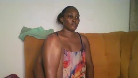 Snapshot of stargirl880271 chatting on February 14, 2025, 3:00 am isha online show from February 14, 2025, 3:00 am