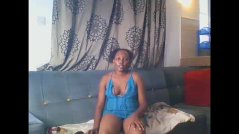 Snapshot of stargirl880271 chatting on November 17, 2025, 6:03 pm isha online show from November 17, 2025, 6:03 pm