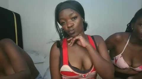 lia online show from October 11, 2025, 2:26 pm