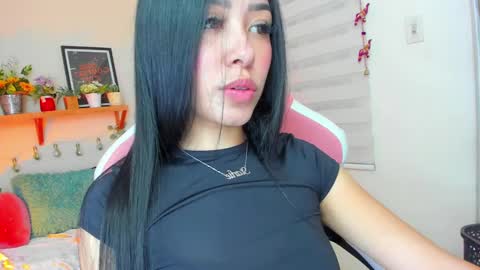 Snapshot of starlie_ chatting on March 12, 2025, 11:54 pm Alisson  online show from March 12, 2025, 11:54 pm