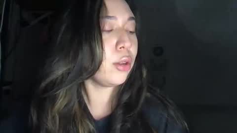 starlitdreams777 online show from May 20, 2026, 5:57 am