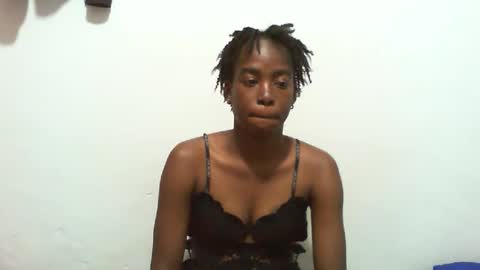 sweetgirl online show from September 24, 2025, 2:09 pm