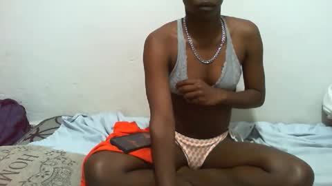 sweetgirl online show from October 7, 2025, 1:41 pm