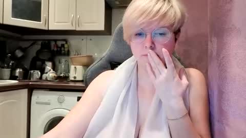 Snapshot of stasya_07 chatting on February 2, 2026, 1:15 am Stasya online show from February 2, 2026, 1:15 am