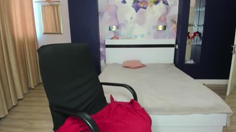 StasyStew online show from September 29, 2025, 5:34 am