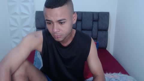 Snapshot of staywild_ chatting on December 6, 2024, 2:38 pm Julian and Andres online show from December 6, 2024, 2:38 pm