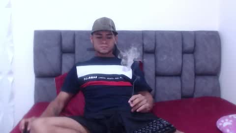 Snapshot of staywild_ chatting on February 21, 2025, 11:55 am Julian and Andres online show from February 21, 2025, 11:55 am