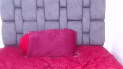 Snapshot of staywild_ chatting on March 12, 2025, 2:09 am Julian and Andres online show from March 12, 2025, 2:09 am