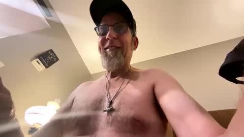 Snapshot of steel259373 chatting on October 8, 2025, 3:59 am steel259373 online show from October 8, 2025, 3:59 am