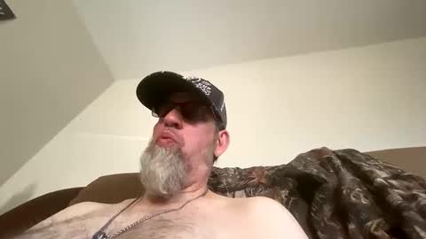 Snapshot of steel259373 chatting on November 5, 2025, 5:35 pm steel259373 online show from November 5, 2025, 5:35 pm