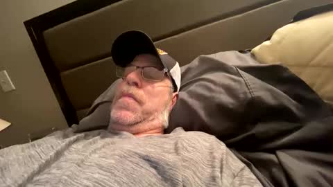 Snapshot of steel259373 chatting on March 1, 2026, 11:45 am steel259373 online show from March 1, 2026, 11:45 am