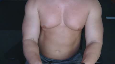 Snapshot of steelphysique chatting on March 16, 2026, 3:45 am SteelPhysique online show from March 16, 2026, 3:45 am