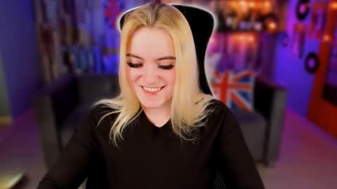 stef_nicks online show from March 7, 2026, 9:50 am