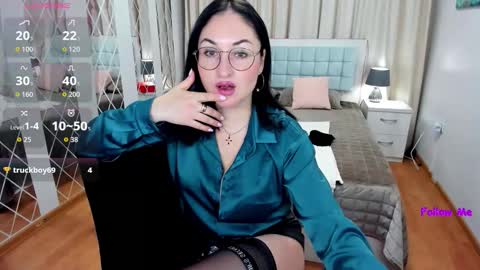 StefanaWinter online show from March 31, 2026, 5:41 am