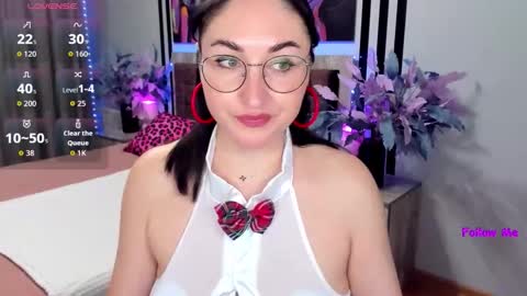 Snapshot of stefanawinter chatting on May 25, 2026, 10:10 am StefanaWinter online show from May 25, 2026, 10:10 am