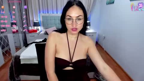 StefanaWinter online show from August 4, 2026, 5:21 am