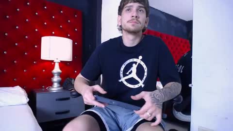 S T E F A N O  online show from June 5, 2026, 6:09 am