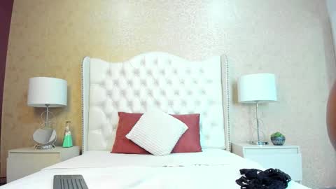 stefany_carterrr online show from March 4, 2026, 8:15 pm