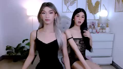 Snapshot of steffani_deluxe chatting on December 7, 2024, 7:05 am STEF online show from December 7, 2024, 7:05 am