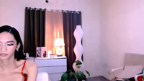 Snapshot of steffani_deluxe chatting on October 28, 2025, 7:12 am STEF online show from October 28, 2025, 7:12 am