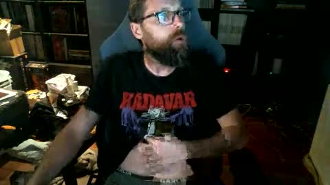 MeStef online show from September 18, 2025, 6:43 pm