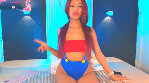 Snapshot of steffy_cherie chatting on October 25, 2025, 9:17 am Stefania online show from October 25, 2025, 9:17 am