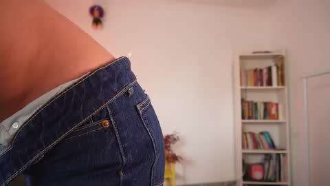 Snapshot of stefigirl chatting on October 10, 2025, 7:24 pm Stef online show from October 10, 2025, 7:24 pm