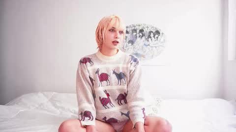 Snapshot of stefigirl chatting on February 8, 2026, 6:11 pm Stef online show from February 8, 2026, 6:11 pm