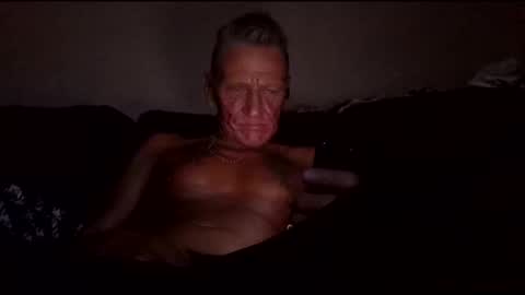 stefy1037 online show from May 8, 2026, 8:41 am