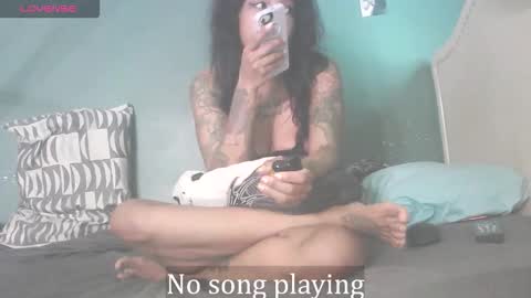 Snapshot of stella_clitella chatting on September 30, 2025, 11:37 am Stella Clitella online show from September 30, 2025, 11:37 am