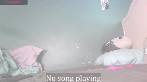 Snapshot of stella_clitella chatting on November 21, 2025, 1:32 pm Stella Clitella online show from November 21, 2025, 1:32 pm