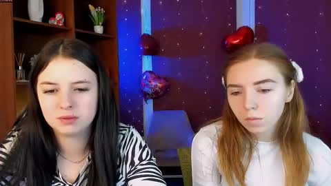 Snapshot of stella_flower chatting on February 10, 2026, 6:17 am stella_flower online show from February 10, 2026, 6:17 am