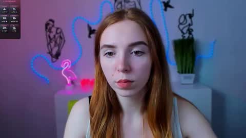 stella_flower online show from March 13, 2026, 1:51 pm