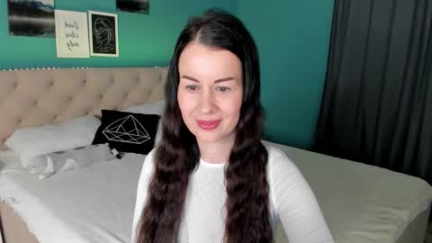stella online show from September 26, 2025, 2:04 am