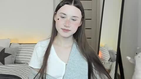 stella_sunny online show from April 23, 2026, 10:34 pm