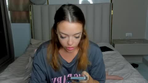 Snapshot of stellaa_queen chatting on May 4, 2026, 12:06 am stella online show from May 4, 2026, 12:06 am