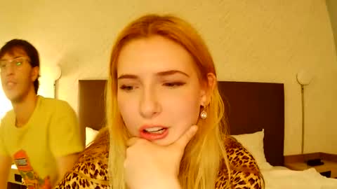 stelladams online show from February 5, 2026, 6:51 am