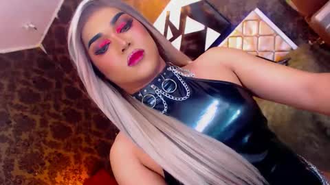 CALL ME STELLA online show from January 24, 2025, 12:52 pm