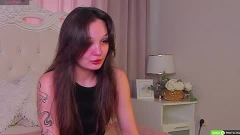 Stella online show from June 23, 2026, 3:37 am
