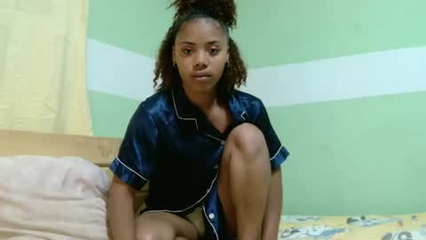 stellah2555 online show from June 5, 2026, 6:02 pm