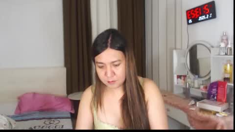 Stella online show from May 6, 2026, 6:13 pm