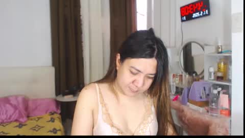 Stella online show from May 31, 2026, 8:43 am