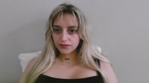 Snapshot of stellakinkygirl chatting on August 5, 2026, 8:50 am Stella online show from August 5, 2026, 8:50 am